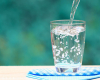 Yatmazdan əvvəl su içmək faydalıdırmı?