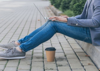 Dar geyim niyə artıq yeməyə səbəb ola bilər?