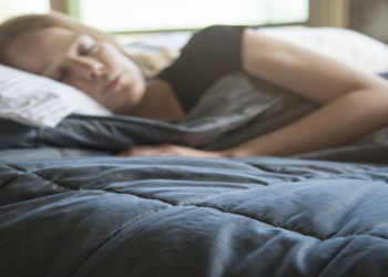 Həkim ağır yorğanların kimlər üçün təhlükəli olduğunu açıqladı