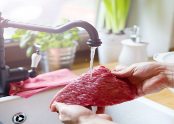 Əti düzgün bişirməklə bakteriyalardan qorunmaq mümkündür