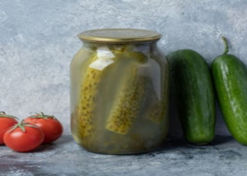 Duzlu və turşuya qoyulmuş qidaların kimlər üçün zərərli olduğu açıqlanıb