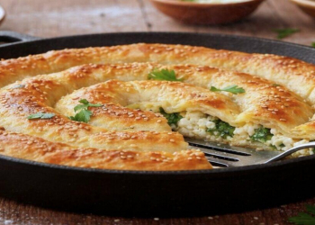 Qəfil qonaq üçün 10 dəqiqəlik tava börəyi resepti