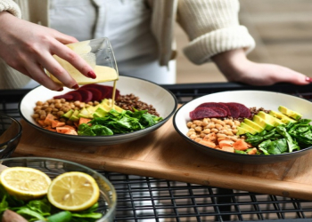 Vegan və Aralıq dənizi diyetası: hansı daha effektivdir?