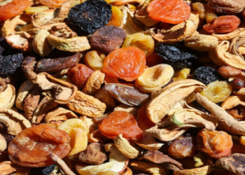 Quru meyvələri kimlər yeməməlidir