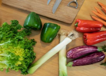 Bu tərəvəzlər çiy halda qarında şişkinlik yarada bilər