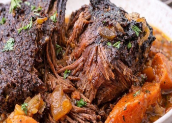 Dana yanağı resepti: Ağızda dağılan, pambıq kimi ət bişirməyin sirri