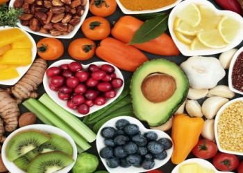 50 yaşdan sonra rasionda mütləq yer almalı olan qidalar