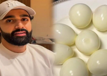 Hər səhər 10 yumurta yeyir