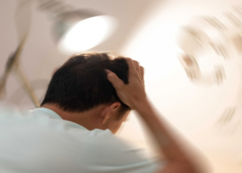 Tez-tez baş ağrısı insultun xəbərçisi ola bilər