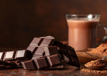Endokrinoloq qışda şokolad istəyi ilə mübarizənin sağlam yollarını açıqladı
