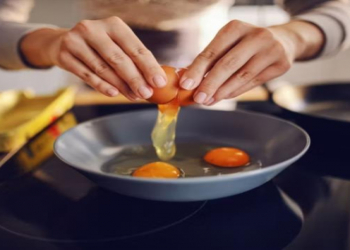 Sağlamlığa zərər vermədən neçə yumurta yemək olar?