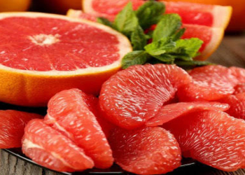 Kimlər qreypfrutdan uzaq durmalıdır?