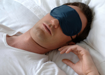 Axşam qidalanması yuxu keyfiyyətinə necə təsir edir – yeni araşdırma