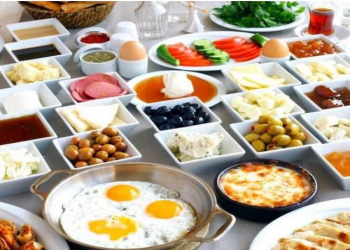Səhər yeməyini buraxmaq həqiqətən arıqlamağa kömək edirmi?