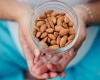 Vitamin B17 (Amigdalin) hansı qidalarda var?