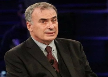 İtaliya keçmiş ÜST rəsmisini məhkəməyə verdi