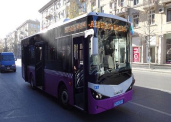 Bakıda avtobusa səhv minən 6 yaşlı uşaq tapılaraq ailəsinə təhvil verilib