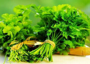 Cəfəri C vitamini, kalium və kalsiumla zəngindir