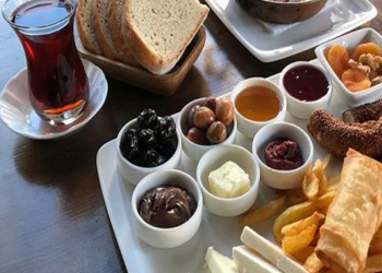 Bədənin günün başlanğıcında ehtiyac duyduğu əsas qidalar