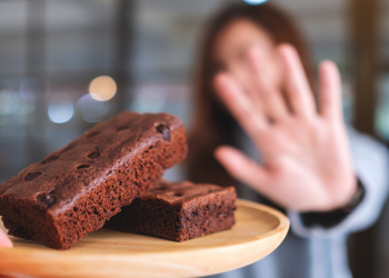 Psixoloq: “Şirniyyatdan tam imtina etmək çıxış yolu deyil”