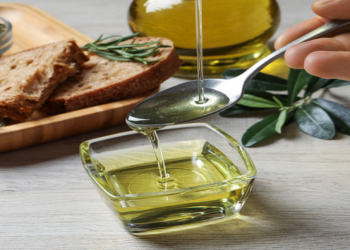 Gerçək zeytun yağını saxta məhsullardan necə ayırmaq olar?
