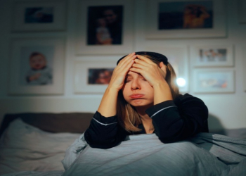 Yuxusuz gecədən sonra beyində nələr baş verir?