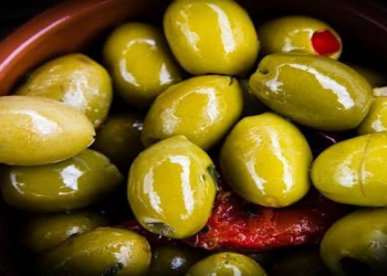 Zeytunu küflənmədən saxlamağın ən effektiv üsulları