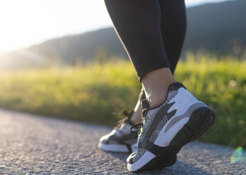 Gündəlik enerji üçün nahardan sonra qısa gəzinti vacibdir