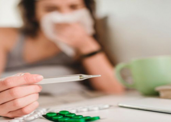 Həkim qripi adi soyuqdəymədən ayıran əsas əlaməti açıqladı