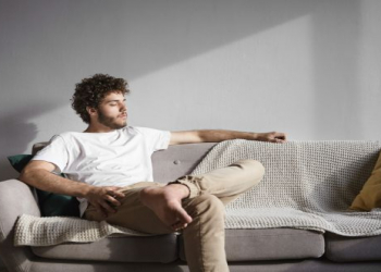 Evdə stressdən azad olmağın sadə üsulu: sakit künc yaradın