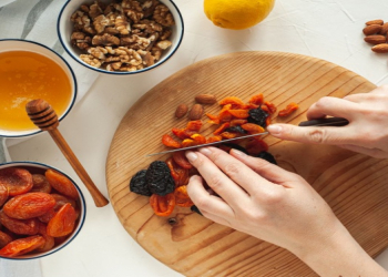 Bu qruplar üçün quru meyvələr ciddi risk yarada bilər