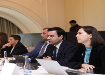 ”Qida təhlükəsizliyi, qidalanma və sağlam pəhriz üzrə Azərbaycana baxış” mövzusunda məruzə dinlənilib