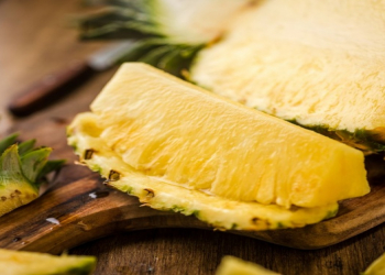 Ananas yeməyin 5 az məlum faydası