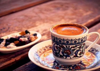 Gecə içilən qəhvə yuxunu poza bilər