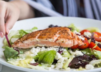 Diyetoloq vitamin D ilə ən zəngin altı balıq növünü açıqladı