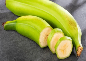 Həkim açıqladı: niyə gündə bir yaşıl banan yemək faydalıdır