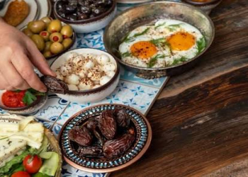 Pəhriz saxlayanlar sahurda nə yeməlidir?