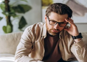 Psixiatr açıqladı: spirtli içki əhvalı yaxşılaşdırmır, əksinə pisləşdirir