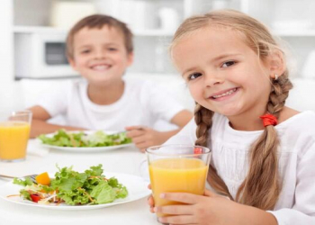 Uşaqlarınız mütləq səhər yeməyi yeməlidir