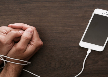 Sinir sistemini qorumaq üçün telefonu nə qədər müddət söndürməliyik?