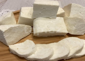 Gecə saatlarında yeyilən pendir yuxuya təsir edə bilər