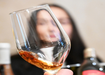 Araşdırma: Alkoqolun hətta az miqdarda qəbulu da xərçəng riskini artırır