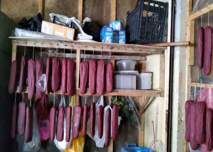 Bazarda satışa çıxarılan dana əti basdırmasında at DNT-si aşkarlanıb