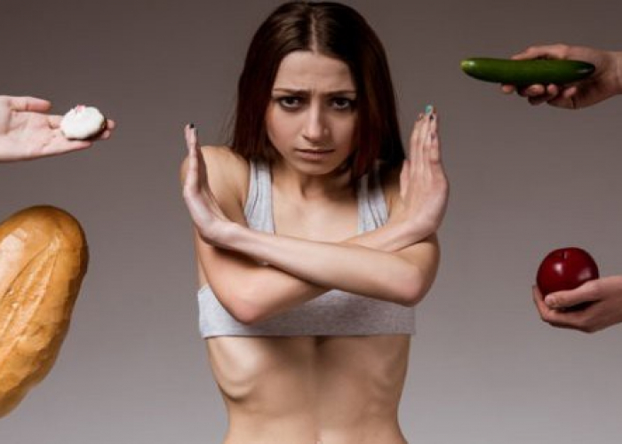 Anoreksiya xəstələri niyə müalicənin əvvəlində dərhal yeməyə başlaya bilməz?