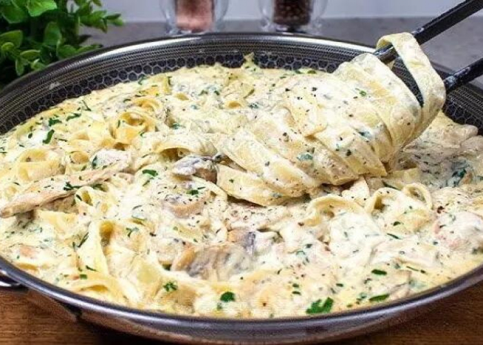 Kremli toyuqlu makaron - RESEPT