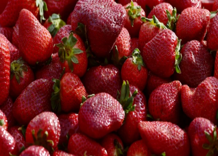 Yuyulmamış meyvə həvəskarlarını hansı sağlamlıq riskləri gözləyir